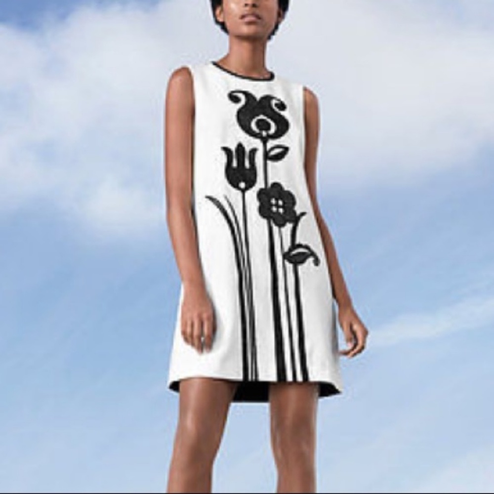 NWT Victoria Beckham Mid Shift Tulip Dress